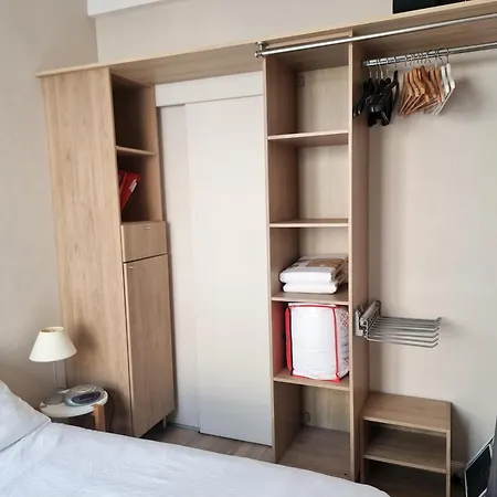Apartament Exigehome-beau T2 A 2 Pas Du Parc Du Chateau De *