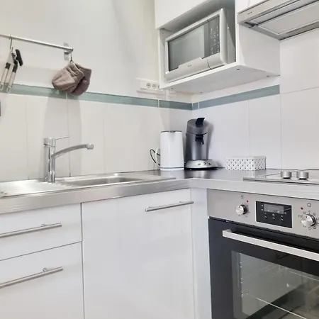 Exigehome-beau T2 A 2 Pas Du Parc Du Chateau De Apartamento