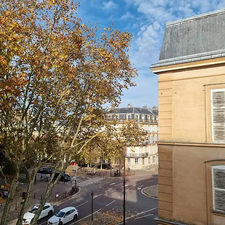 Exigehome-beau T2 A 2 Pas Du Parc Du Chateau De Apartament Wersal